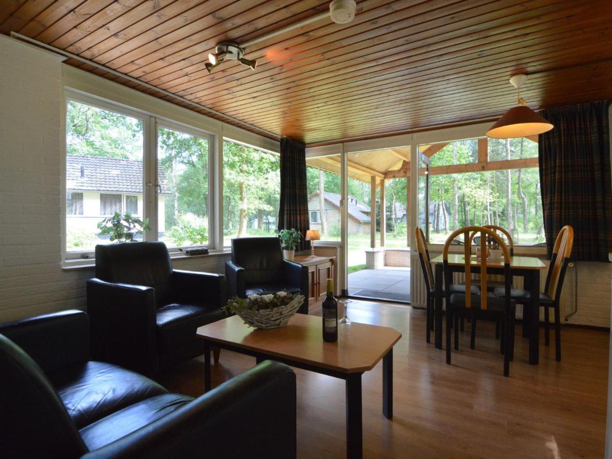 Detached Bungalow With Lovely Covered Terrace In A Nature Rich Holiday Park Stramproy Exterior photo